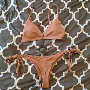 Zaful String Ribbed Bikini Set NWT, size M